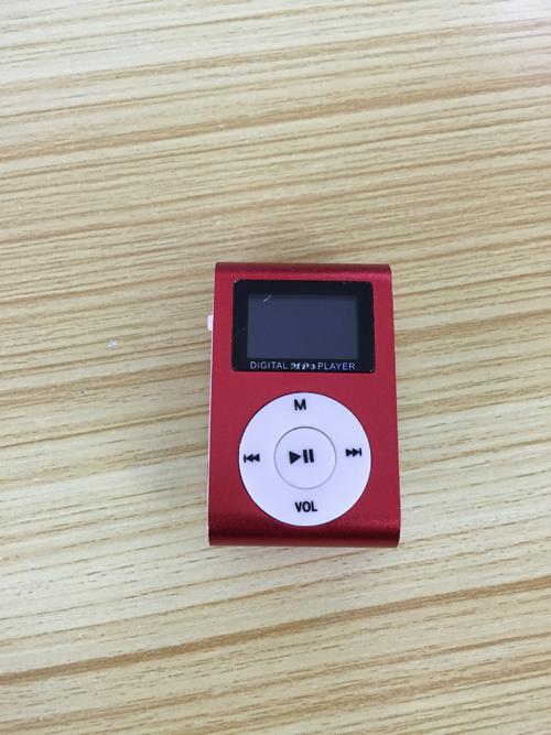 Mini Mp3 Player Pocket Audio USB Clip MP3 Player LCD Screen Support 32GB Micro SD TF Card Radio Walkman Song Subtitles 6 Colors: red