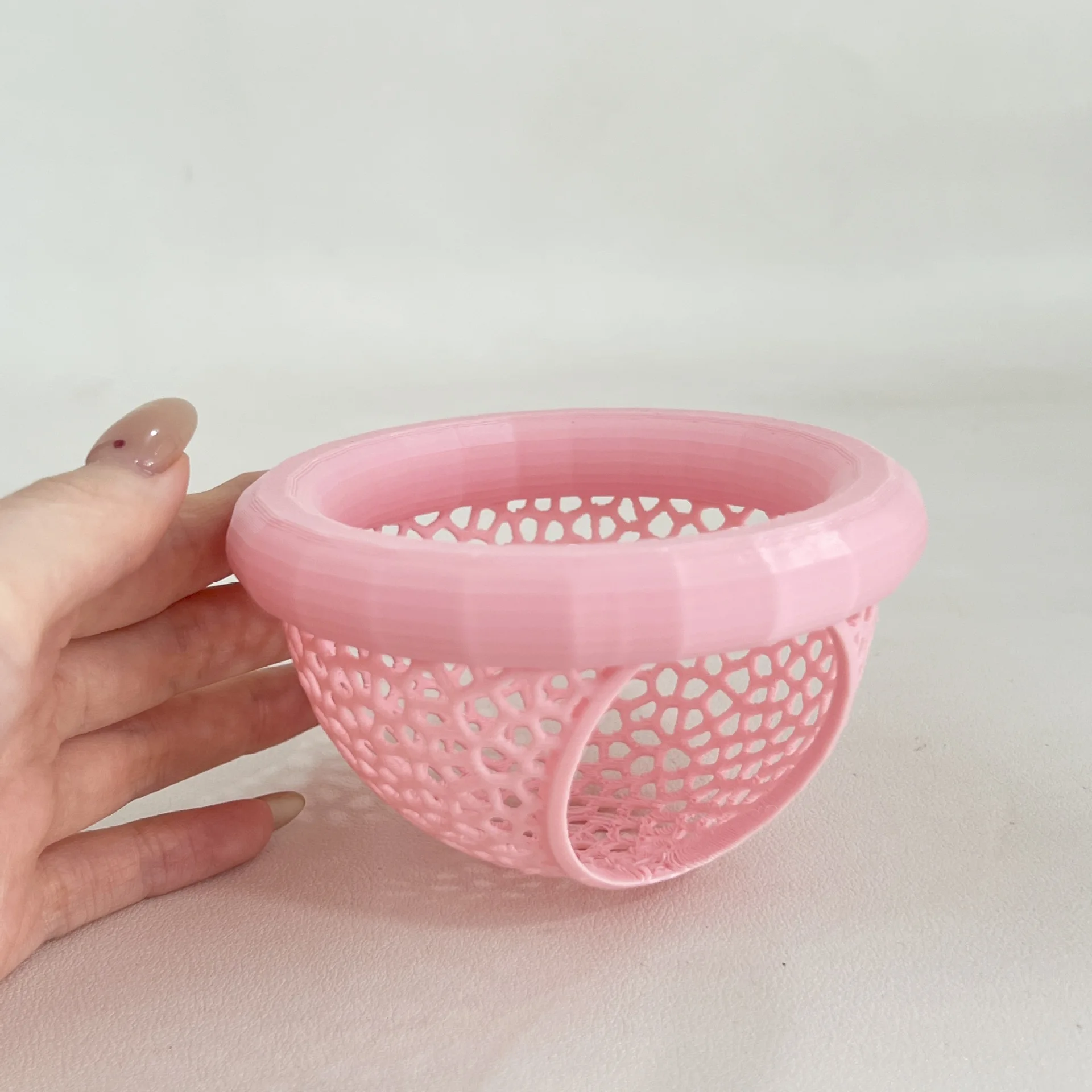 Aqaurium Floating Cave Fish Shrimp Hideout Shelter 3-in-1 Hammock Feeding Ring & Resting Spot for Betta Small Aquatic Pets: L / Pink