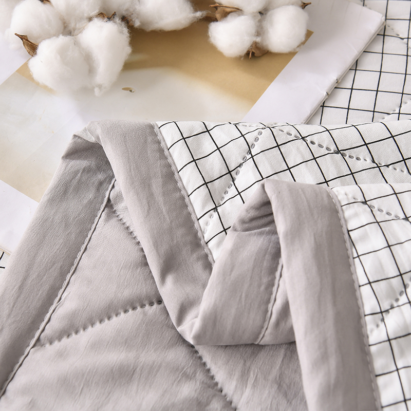 Kesäinen ohut peitto ruudullinen päiväpeitto tikattu pehmeä huopa viileä peitto yhden/kahden/queen size -peitto (ei tyynyliinaa)