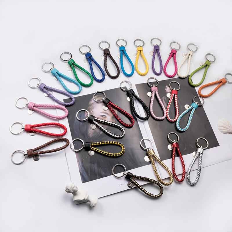 Fatti a mano Intrecciato PU Portachiavi In Pelle Catena Chiave Portachiavi In Metallo Portachiavi Auto Portachiavi Anello chiave Dell'automobile Chiave Pendente Del Sacchetto Accessori Anello