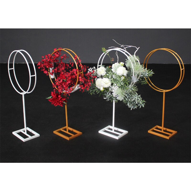 Bryllupsfest bord centerpieces baggrund kunstige dekorative blomster jernring stativ blomsterarrangement dekoration rekvisitter