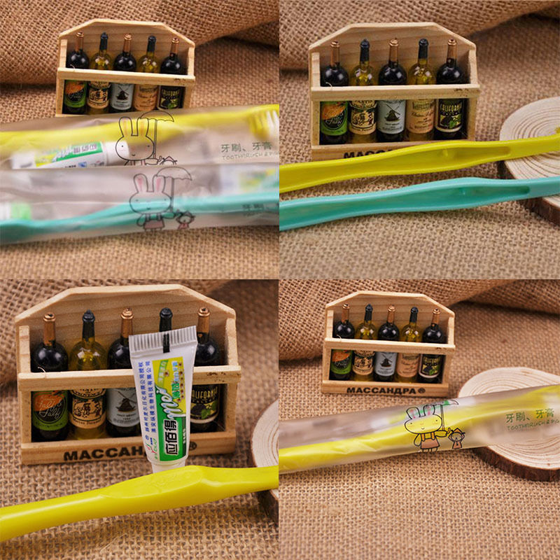 10pcs Travel Toothbrush and Toothpaste Set Hotel Disposable Toothbrush Kit (Mixed Colors)