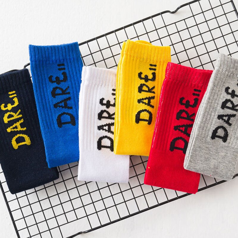 Nuovi calzini sportivi per bambini all'aperto per 3-8 anni calzini moda bambino bambini Street Dance Skateboard calzini elasticizzati primavera ed estate