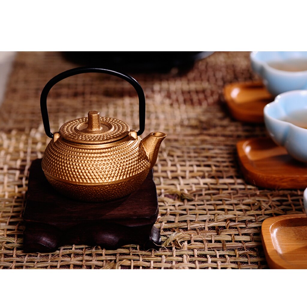 Mini Japanese Style Cast Iron Tea Kettle Tetsubin Small Teapot Tea Pot 50ml, Easy to Carry