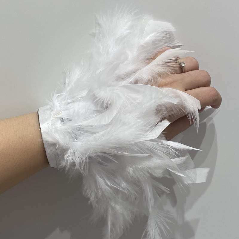 Ostrich Feather Cuff for women Feather cuffs for wrist feather snap bracelet nail photo cuffs Shirts cuffs with feather: Mint