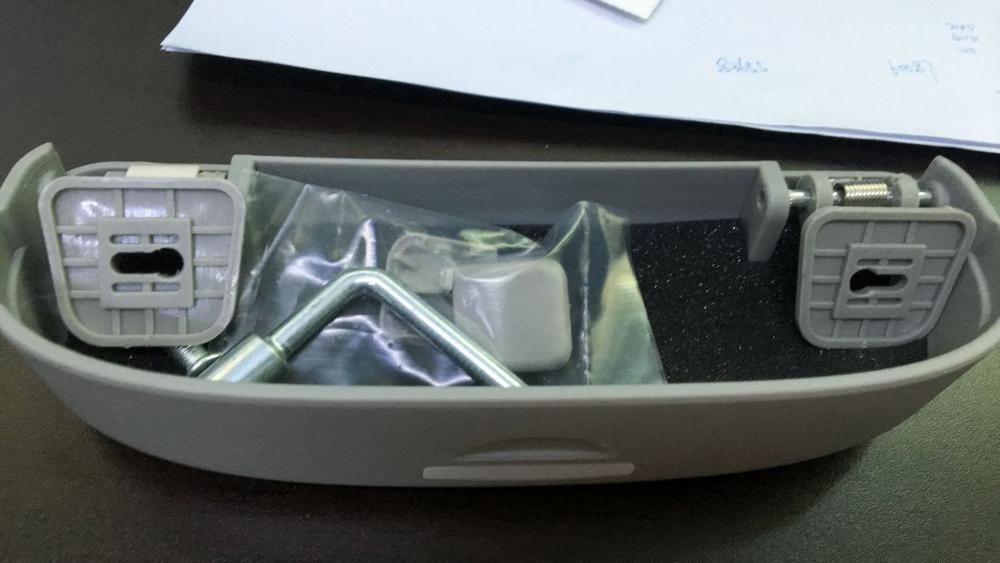 Front Zonnebril Case Auto Toewijding Glazen Doos Zonnebril Box Cases Opslag Brillen Voor Chevrolet Cruze Malibu Aveo 1pc