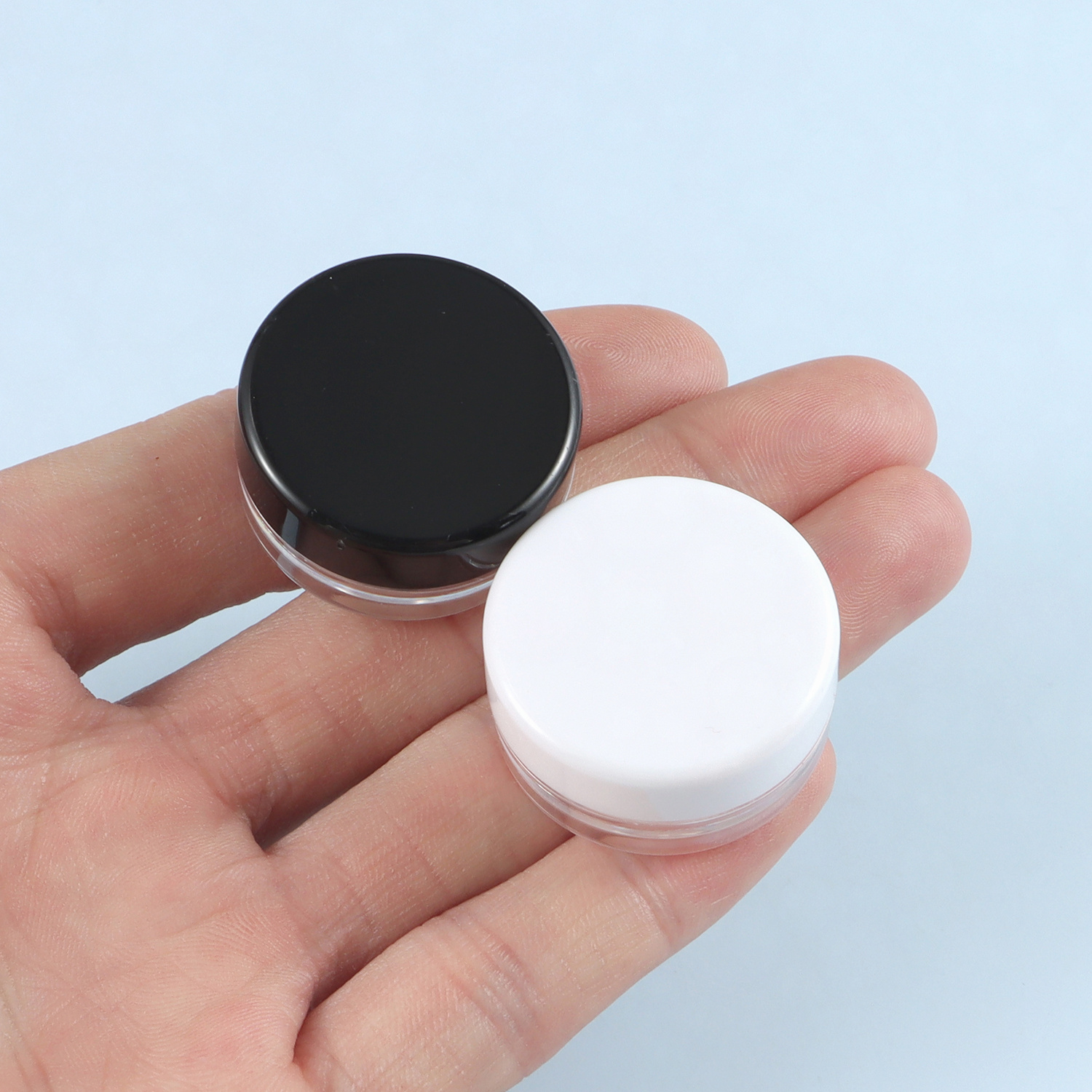 10 teile/los 3*1,5 cm Mini Kunststoff Kasten Runde Transluzente Verpackung Lagerung Kasten Staubdicht Langlebig Starke Schmuck fallen Container