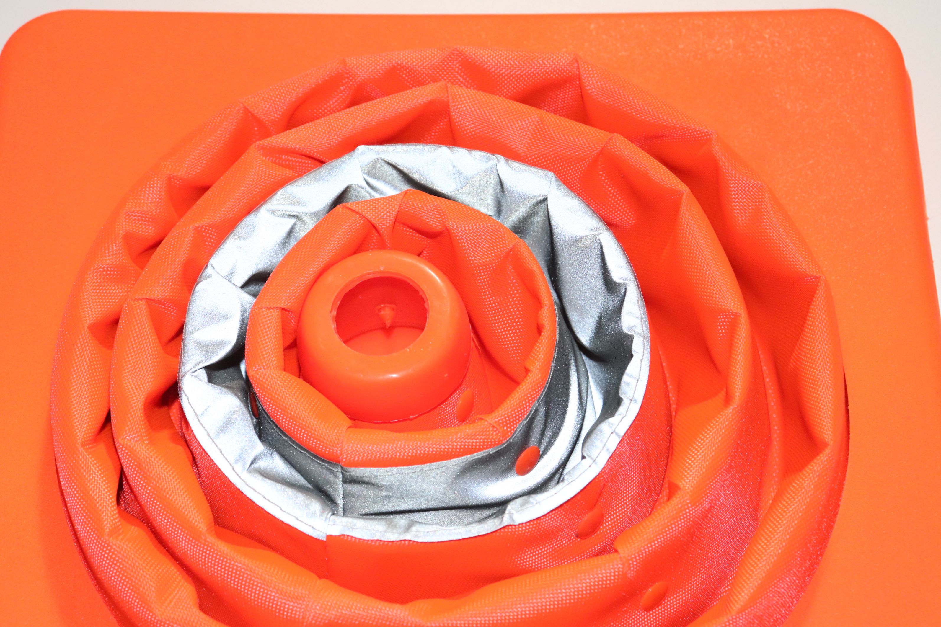 50CM Telescopic Folding Road Cone Barricades Warning Sign Reflective Oxford Traffic Cone Traffic Facilities For Road Safety