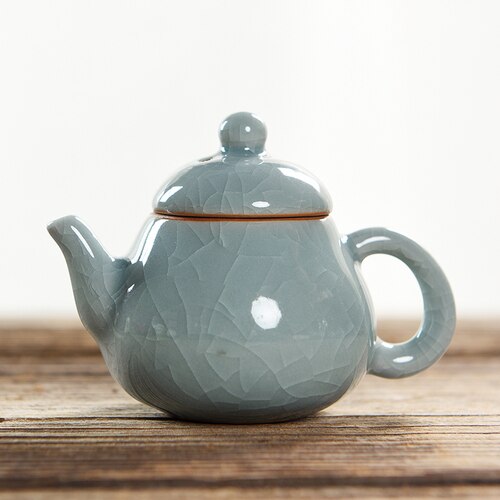 1PC 100ml Mini Teapot Pocket Hand Pot Small Fingertips Tea Tray Decoration Tea Play Classic Pot Bubble Tea Cup: C