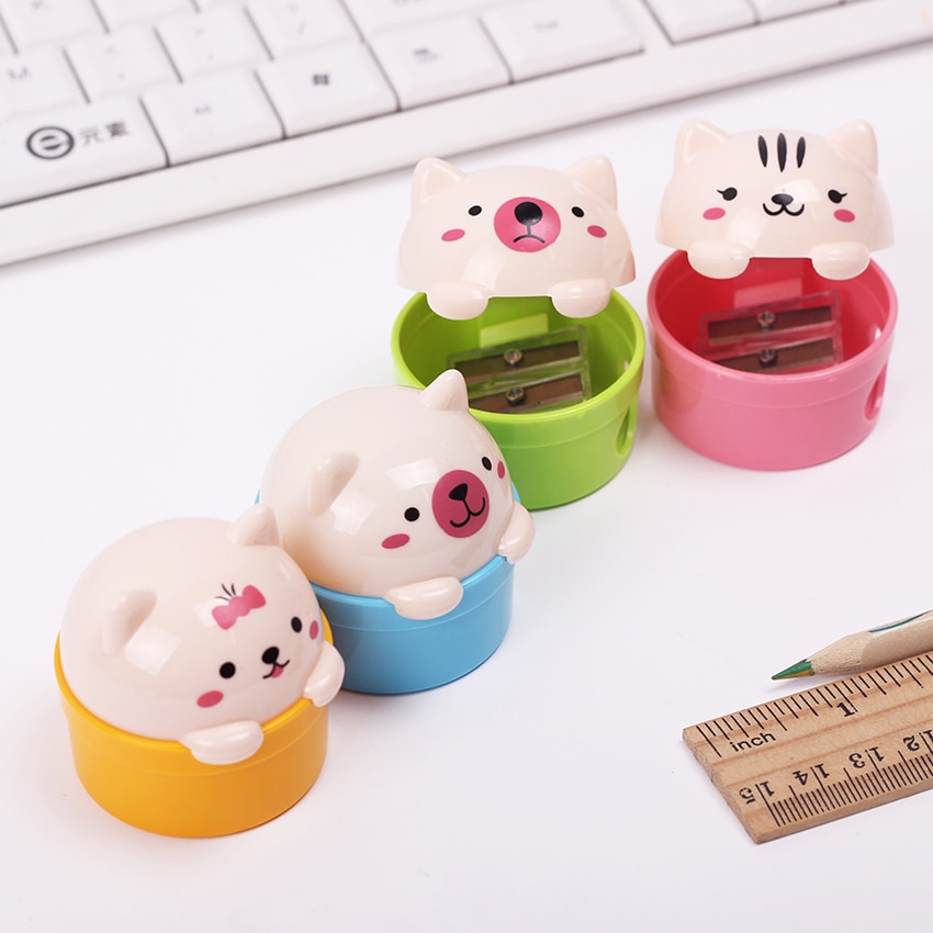 1PC/lot Kawaii Plastic Cartoon Cat and Bear Pencil Sharpener for Student School Material Stationery Novelty Prize