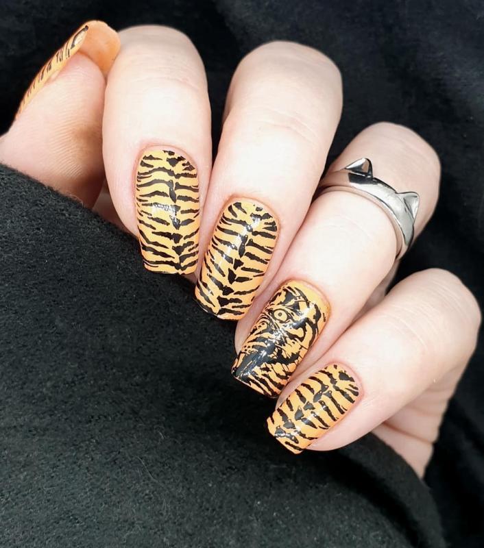 BORN PRETTY Leopard Stamp Plates for Nails Stainless Steel Square Print Animal Skull Image Nail Stamping Plates Templates
