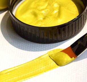 60Ml Goud Verf Metallic Acryl Verf, Waterdicht Niet Vervaagd Voor Beeldhouwwerken Coloring Diy Hand Kleding Geschilderd Graffiti Pigmenten: yellow