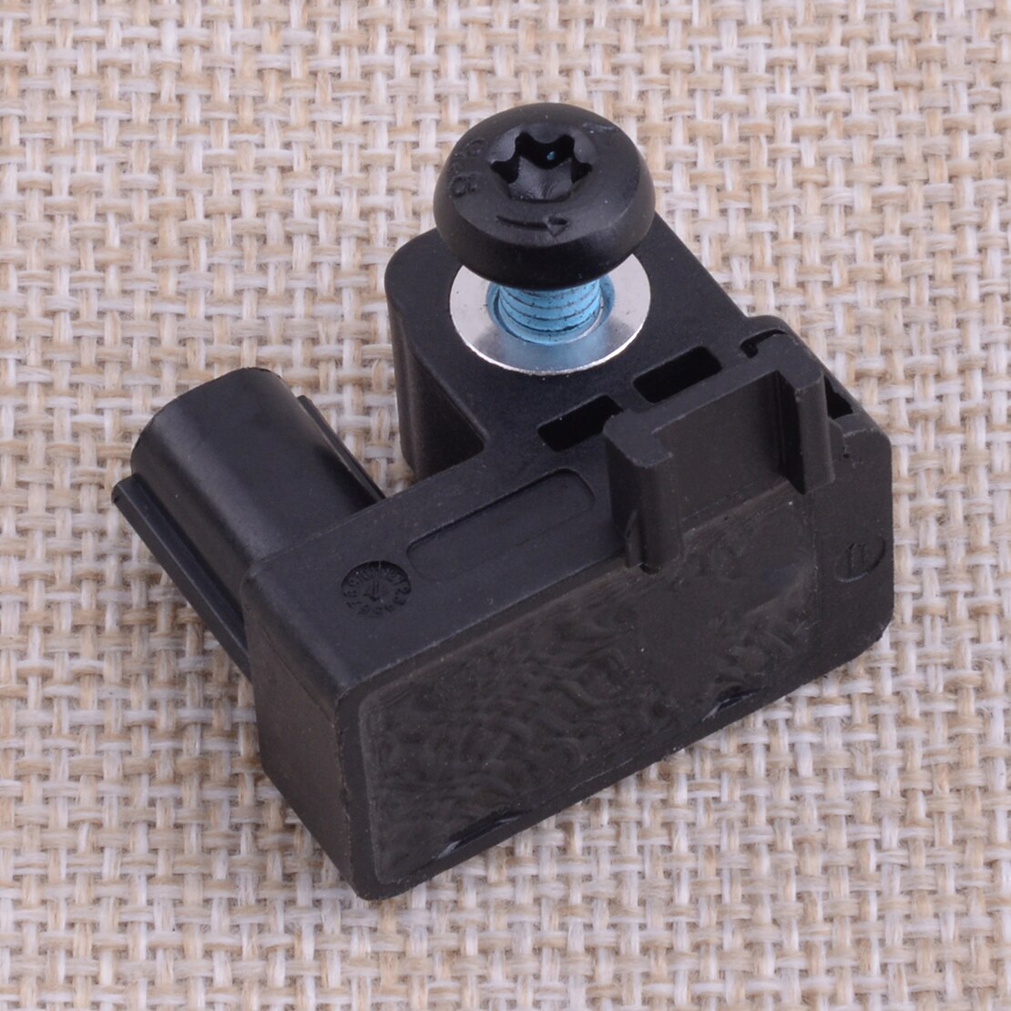 Voorbumper Impact Sensor 590-225 Fit Voor Chevrolet Cheyenne Tahoe Silverado Tahoe Suburban Gmc Sierra Yukon Cadillac 13502744