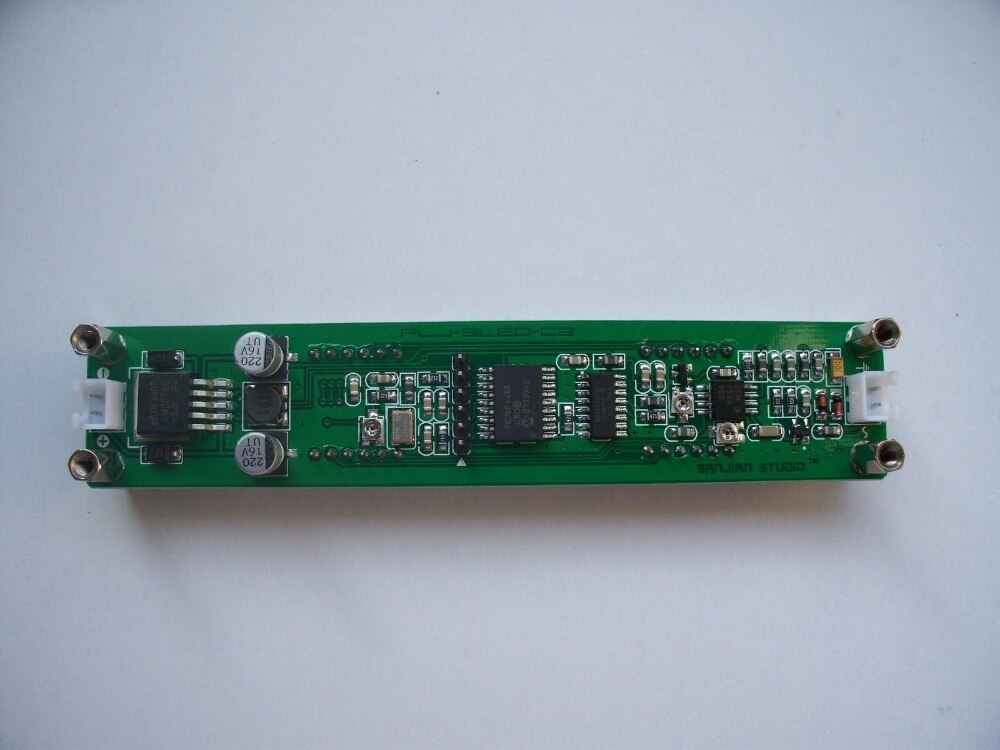 Green 0.1-60MHz 20MHz ~ 2.4GHz RF Signal Frequency Counter Cymometer Tester