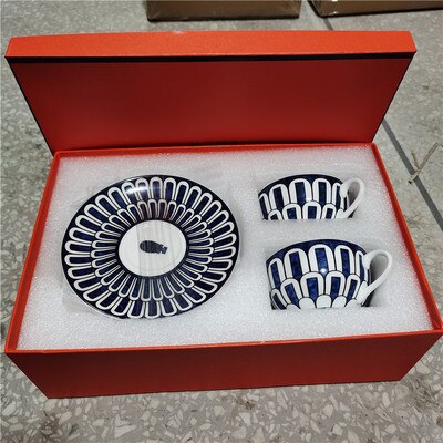 Elegancki styl catering kubek z porcelany kostnej multi-style prosta ceramiczna filiżanka do kawy i spodek danie z wzorem zestaw 2 zestaw z pudełkiem: Pomarańczowy