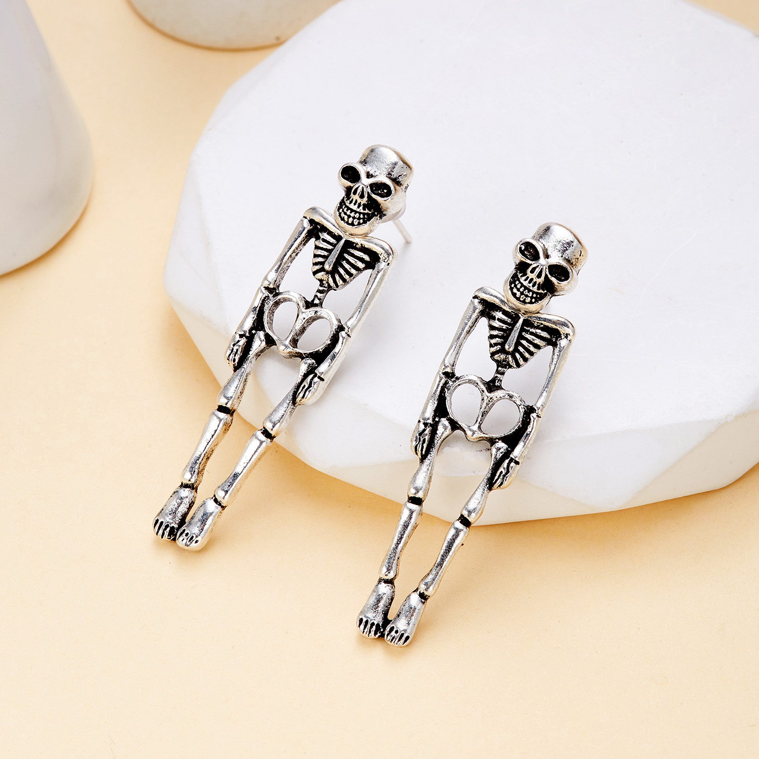 Pendientes colgantes de esqueleto de Halloween a la para mujer, pendientes góticos de gato negro con calavera gótica Punk Vintage, de joyería divertidos para