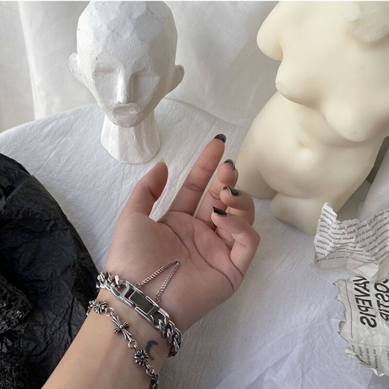 AOMU , nueva pulsera estilo Punk de Metal, cadena gruesa exagerada, pulsera con borlas para mujeres y niñas, joyería para de