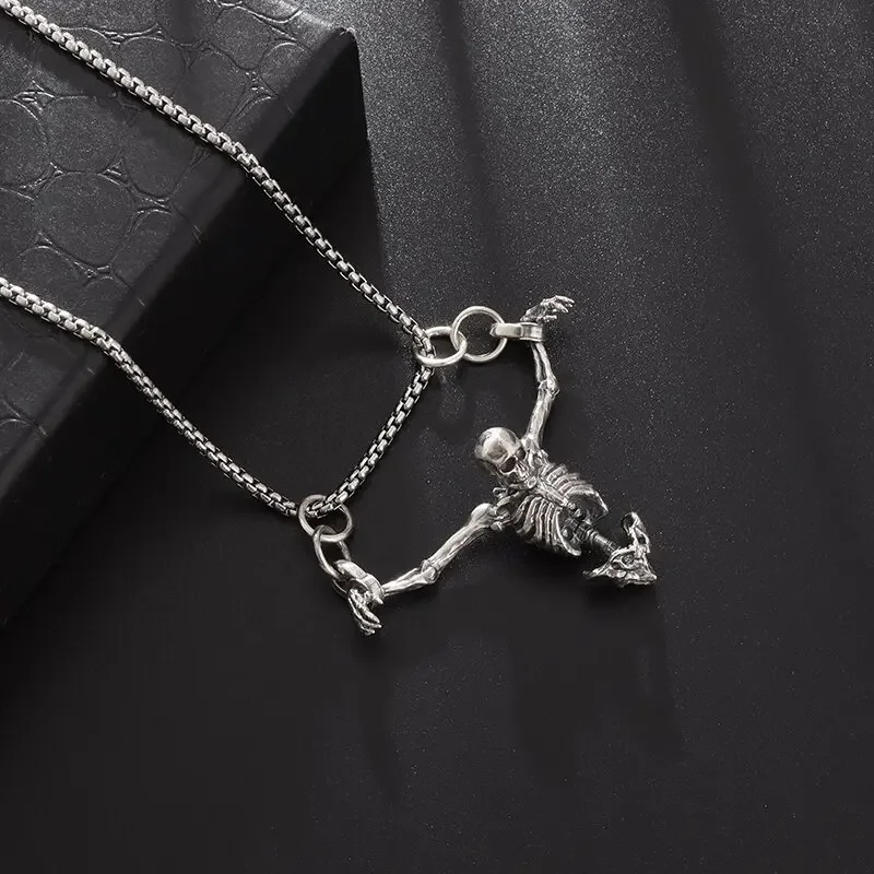 Colgante de calavera de cautiverio Chapado en plata, collar de motociclista Punk Rock para hombre, accesorio de joyería gótica de Halloween
