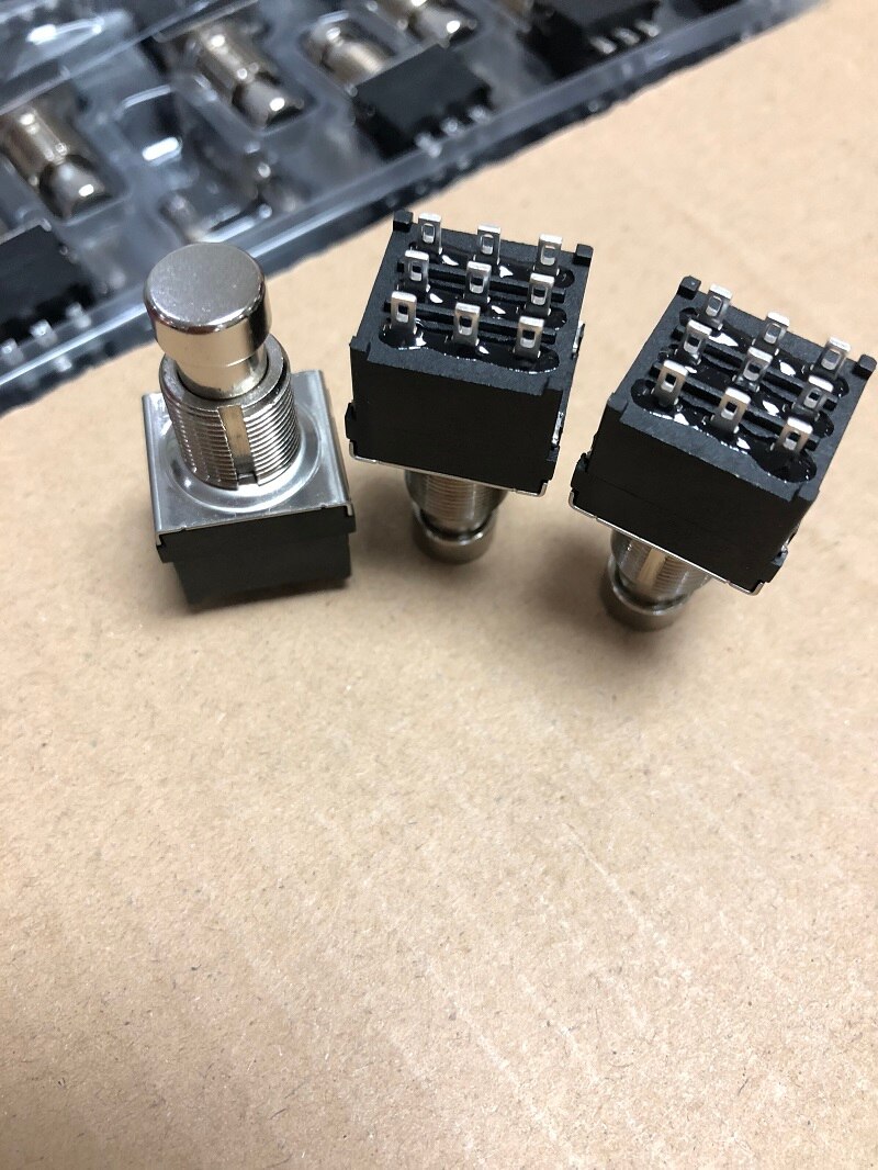 10 pieces 3PDT FootSwitch 9pin Guitar Stomp Pedal Switch
