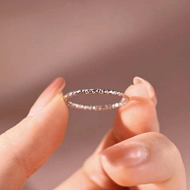 Anillo facetado de acero inoxidable apilable fino – Grandado