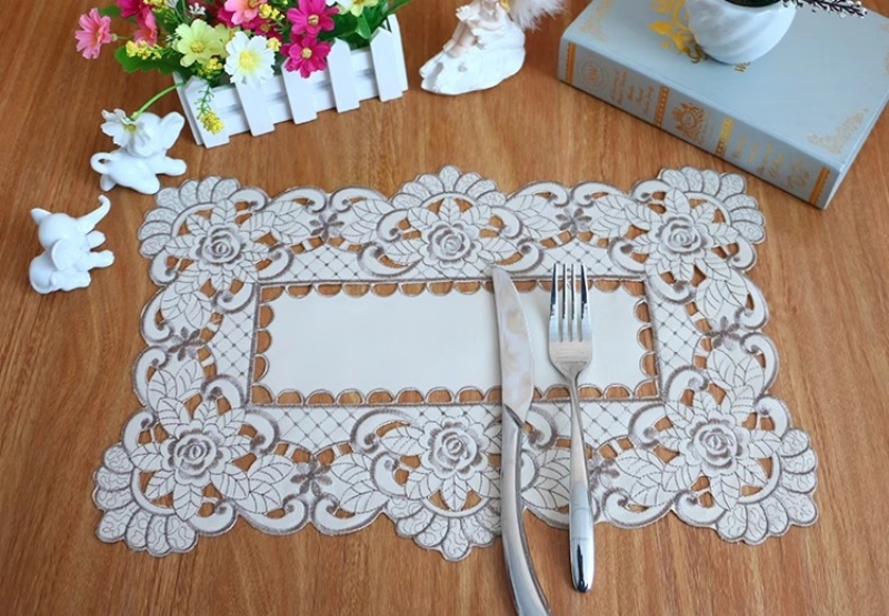 Tapete de mesa rectangular hueco bordado de tela moderno, posavasos, juego de té, cesta de flores, decoración de bar para de boda: Rojo