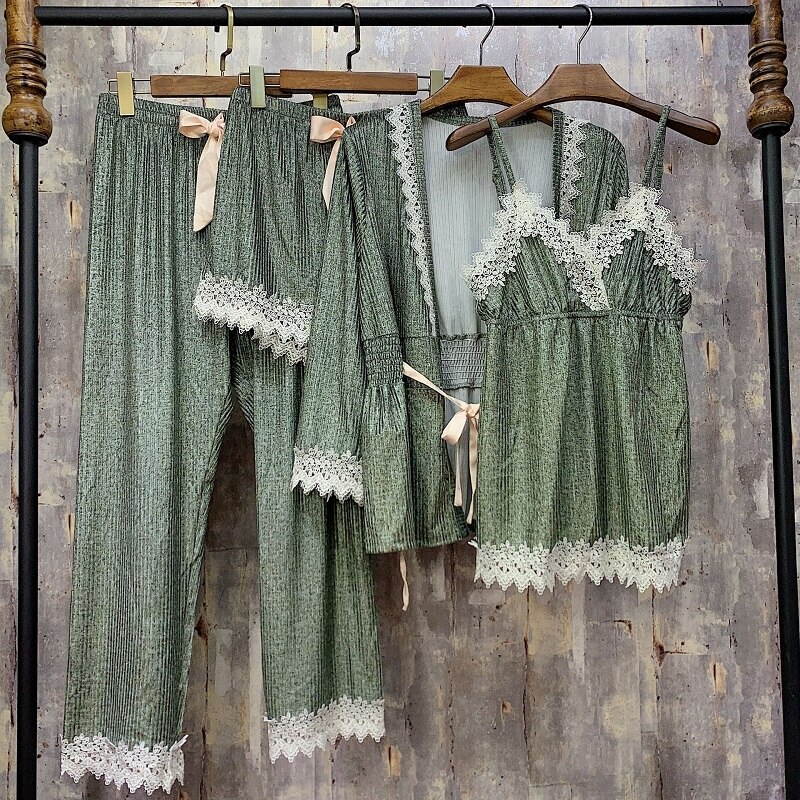 De vierdelige herfst- en winterpyjama's, comfortabele en sexy kanten pyjama's voor thuis, nachtkleding: Legergroen