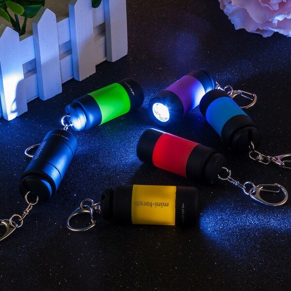 1pc mini nyckelring ficklampa usb uppladdningsbar led-lampa ficklampa lampa vattentät starkt ljus liten ficklampa nyckelring