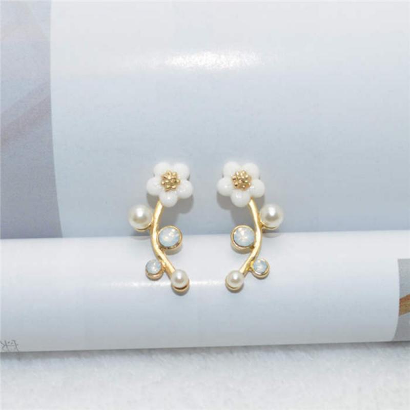 Koreaanse Rhinestone Oorbellen Sieraden Kroon Geometrische Ronde Stud Oorbellen Voor Vrouwen Charm Bloem Ster Maan Oorbel Sieraden: 05