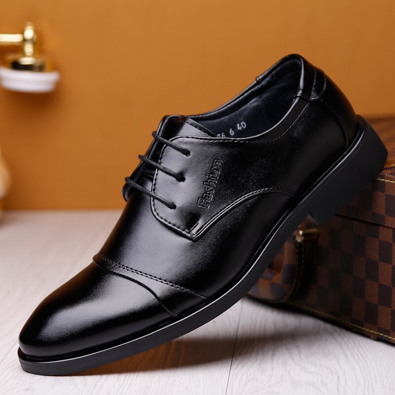 Zapatos italianos clásicos elegantes formales de cuero de de lujo zapatos planos de punta estrecha zapatos de hombre Zapatos derby oxford para hombres