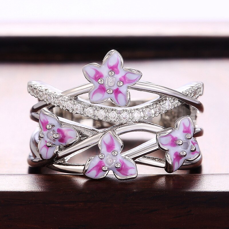 Huitan Bunte Blume Kreuz Frauen Finger Ring Romantische Vorschlag Ring Tanzen Party Schönheit Ringe Modeschmuck Nachrichten
