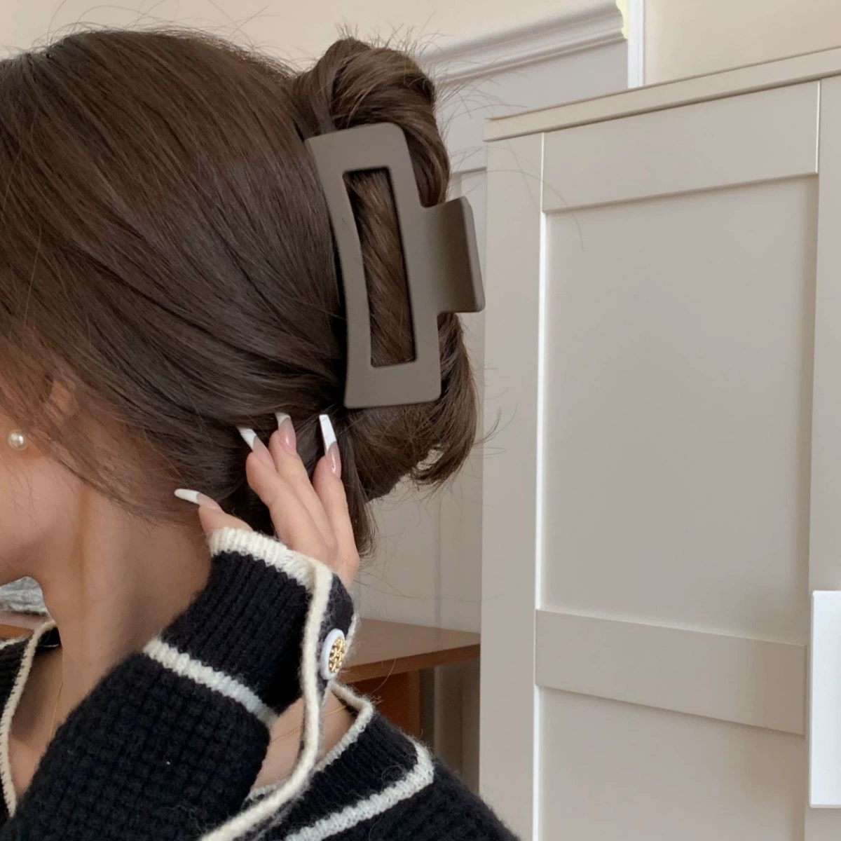 1 Uds. Pinzas en forma de garra para el pelo para mujeres y niñas, pinzas para el pelo de cangrejo antideslizantes, horquillas sólidas, accesorios para el cabello a la ,