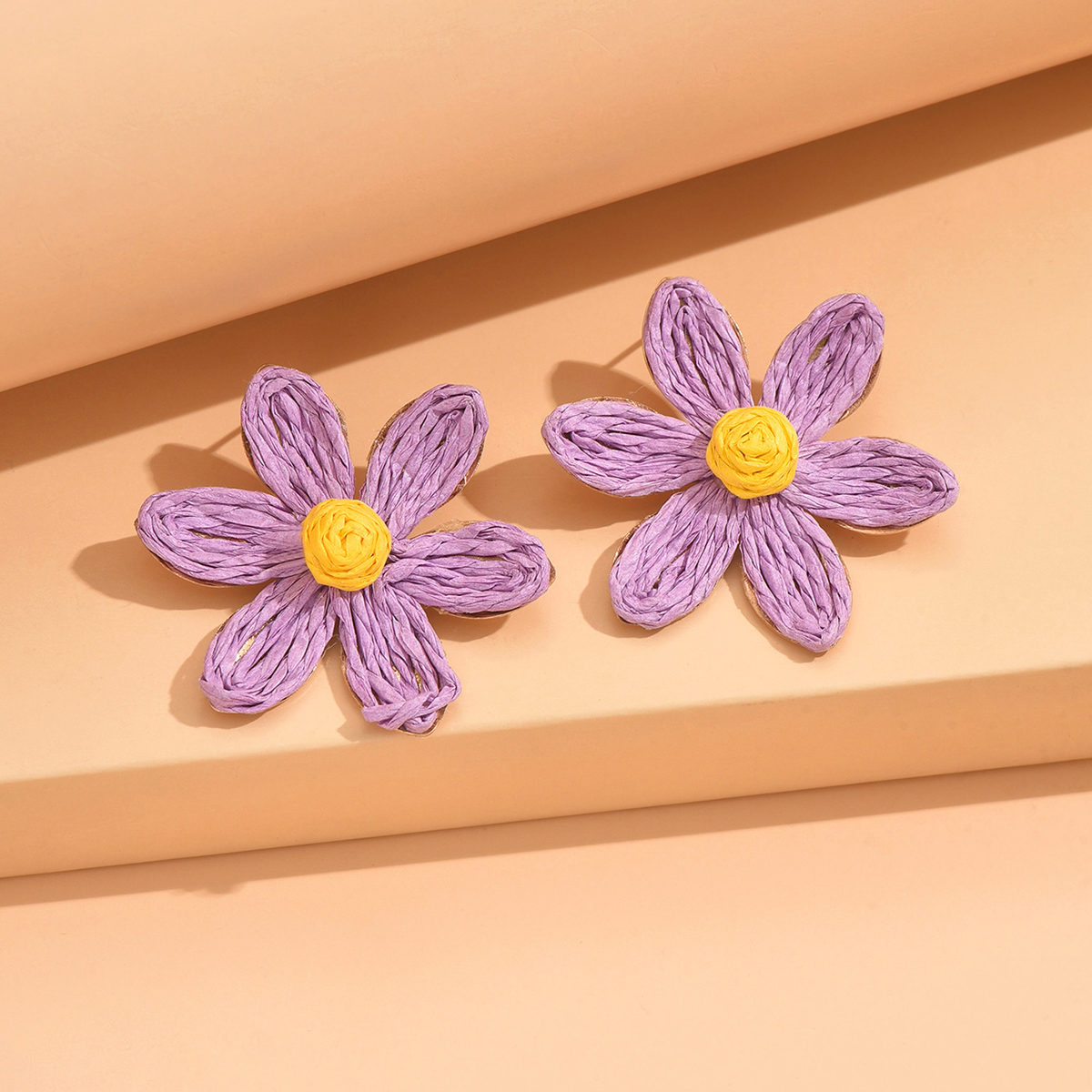Bonitos pendientes de girasol tejidos hechos a mano, pendientes de flor de rafia para mujer, joyería para vacaciones en la playa, accesorios de: COLOR ORO ROSADO