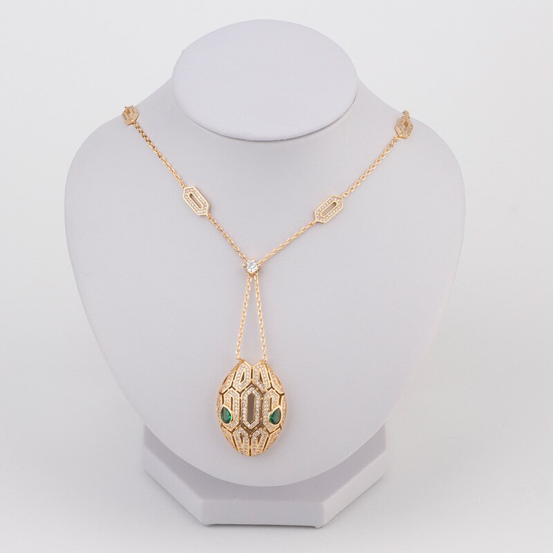 Short Snake Head Necklace Female Personality Exaggerated Zircon Clavicle Chain Pendant Accessories Jewelry: Gold-color