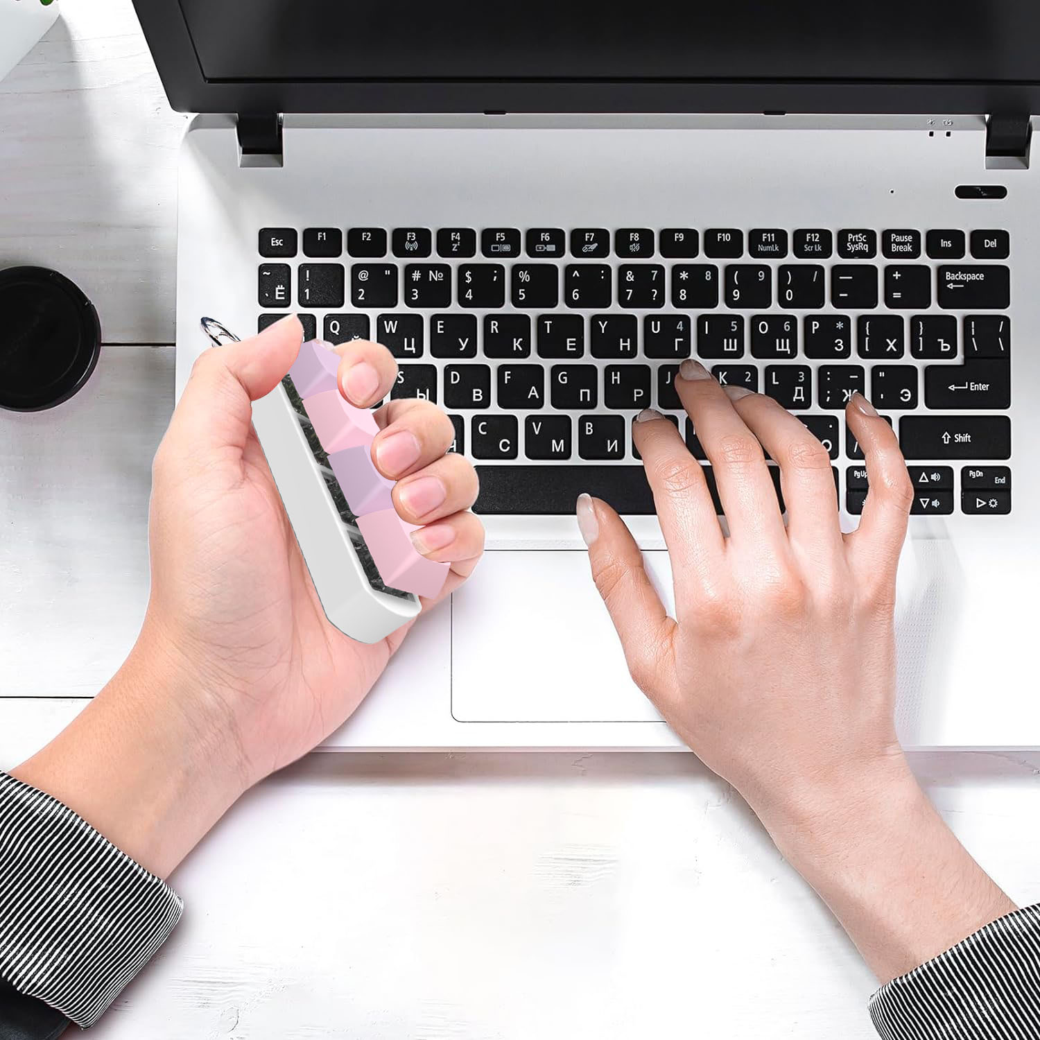 4Keys Mechanical Keyboard Axis Tester Finger Calming Keyborad Button DIY Keycaps Stress Relief Toy Office Decompression Keychain