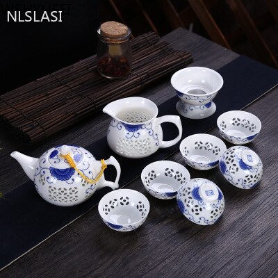 Exquisite Peony Automatic Tea Set Blue and White Ceramic Porcelain Hollow Honeycomb Tea set Teapot Teacup Gaiwan Tea Sets Suit