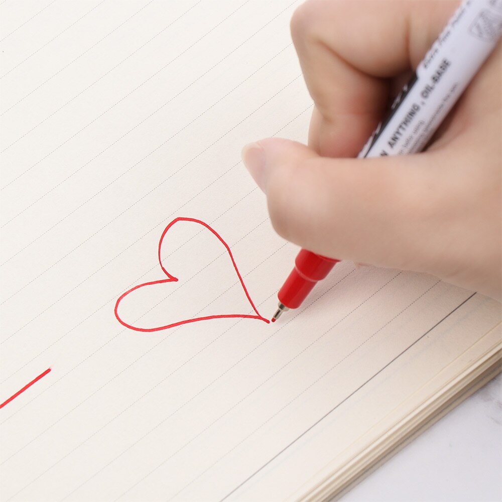 Metallic markers 0.7mm niet-giftige verfmarkers grafische tekening permanente marker snel drogende diy kunstmarker verfpen 8 kleuren