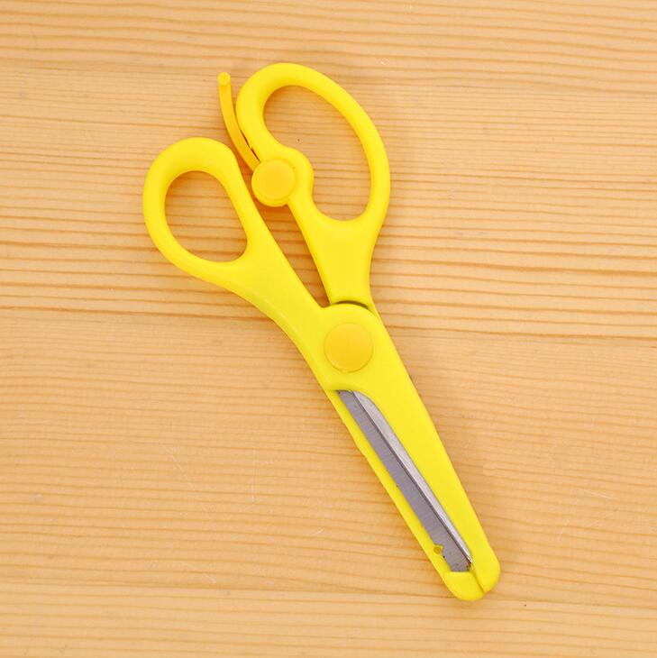 Sharkbang Small KidsHandmade Scissors Students DIY Card Photo Pattern Cutting Scissors School Children Stationery: Yellow