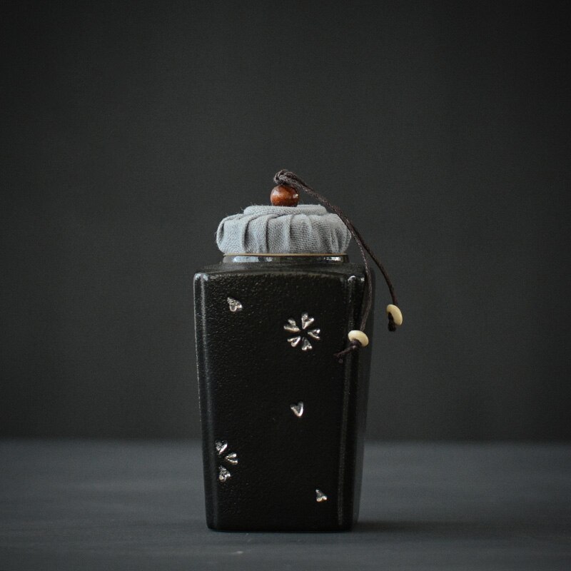 LUWU black crockery ceramic tea caddies cherry blossom chinese tea canisters storage tea or food