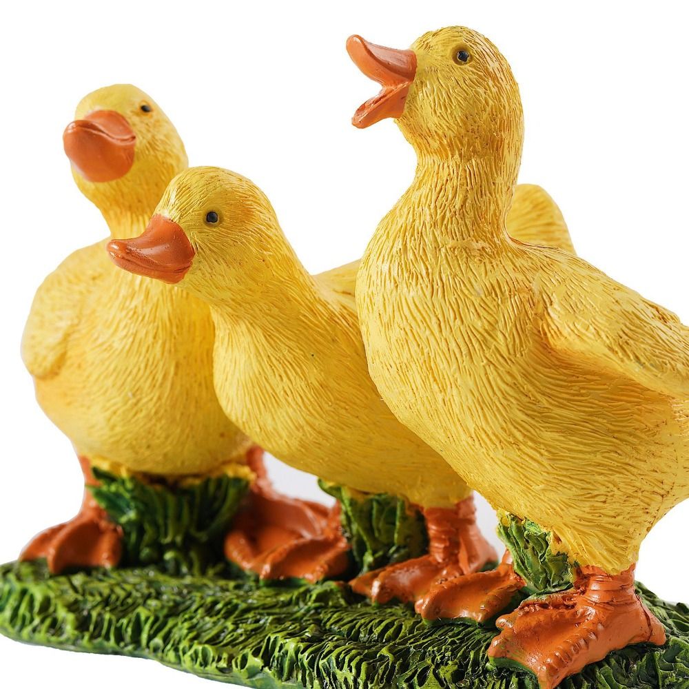 Garden Decor Resin Three Ducks Statue Decorative Cute Ducks Sculpture Cartoon Desktop Ornament