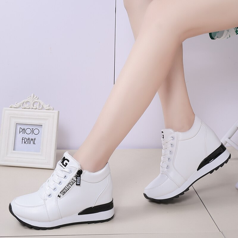 Herfst zwart wit verborgen sleehak casual schoenen lente dames lift hoge hakken laarzen dames sneakers 6cm hakken