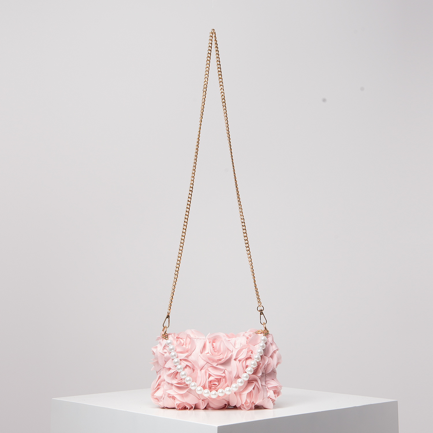 sac de dîner fleur rose, sac à main en fausse perle, sac à bandoulière chaîne en métal, sac de mariée (motif aléatoire)
