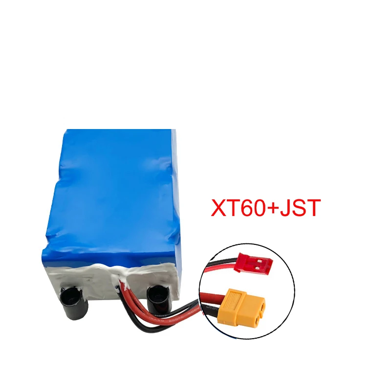 10S3P 36V/42V Nagelneu und original 7800mAh Effiziente wasserdichte Elektroroller-Lithiumbatterie mit BMS für Scooter Balanced: green