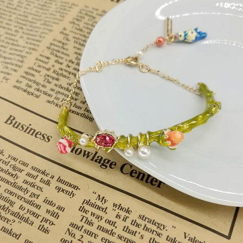 flower ornaments European and beautiful women's bracelet enamel color glaze rose flower bird pendant bracelet: Default Title