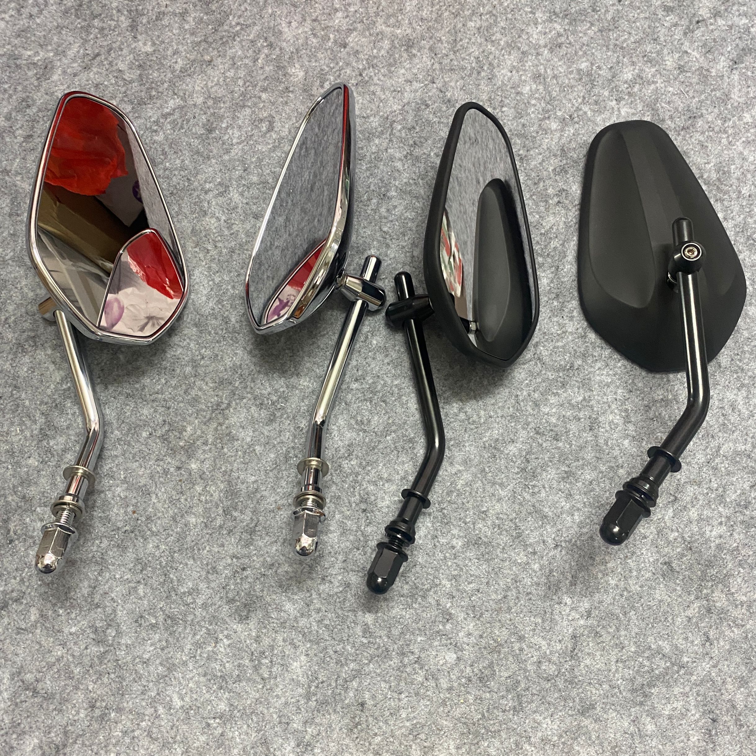 Motorcycle Universal Rear View Side Mirrors For Harley Road King Touring XL883 Sportster 1200 XL1200C Fatboy Dyna Softail 8MM