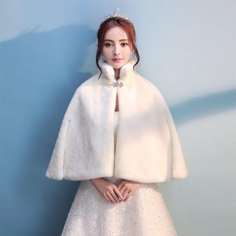 Korean Version Of Autumn And Winter Wedding Dress Shawl Short Coat Winter Bride Cloak Wedding Bridesmaid Dress Fur Warm