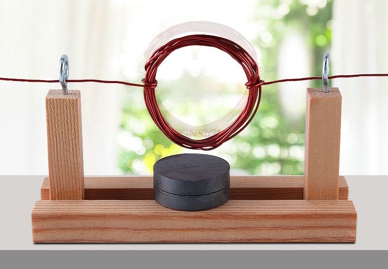 Zelfgemaakte Eenvoudige Elektromotor Handgemaakte Kleine Uitvinding Experimentele Leermiddelen Kinderstudenten Elektromagnetica