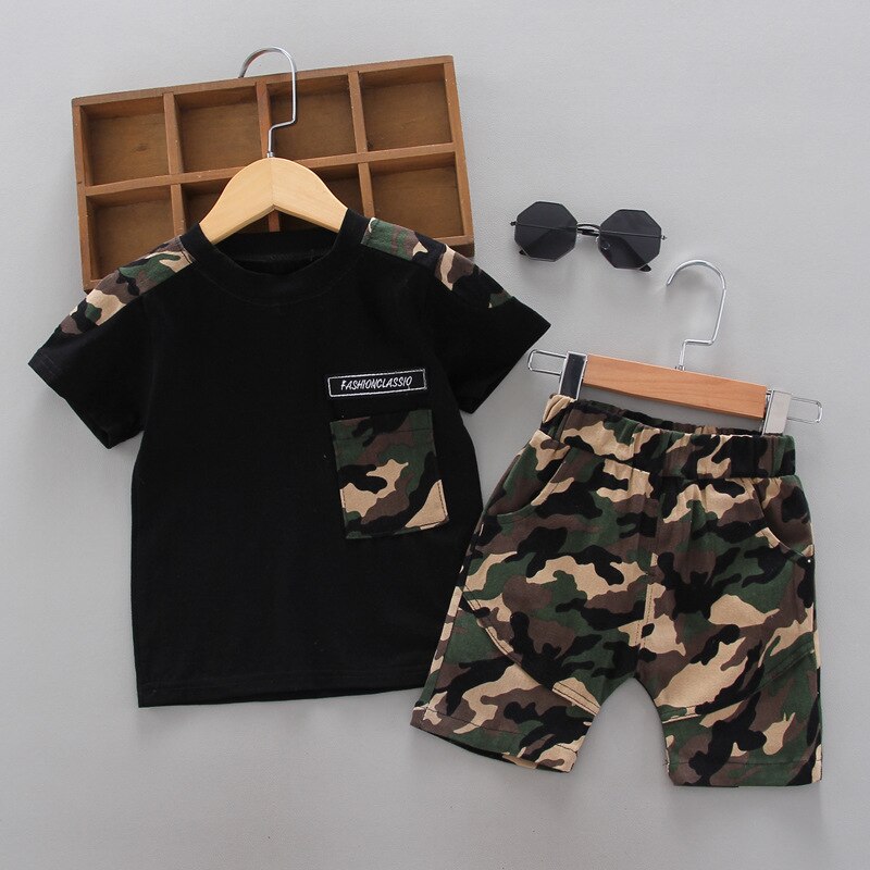 Short Enfant Blanc SOFT AS A GRAPE - Taille 4T Ou 5/6 (Neuf Sans étiquette)
