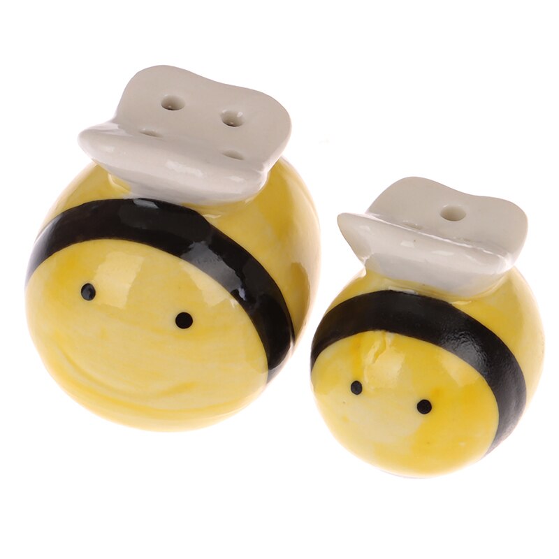 2PCS Love Bird Salt Pepper Shaker Pots Flying Bee Tableware Pepper Box Cruet Caster Seasoning Souvenirs Decor: Bees