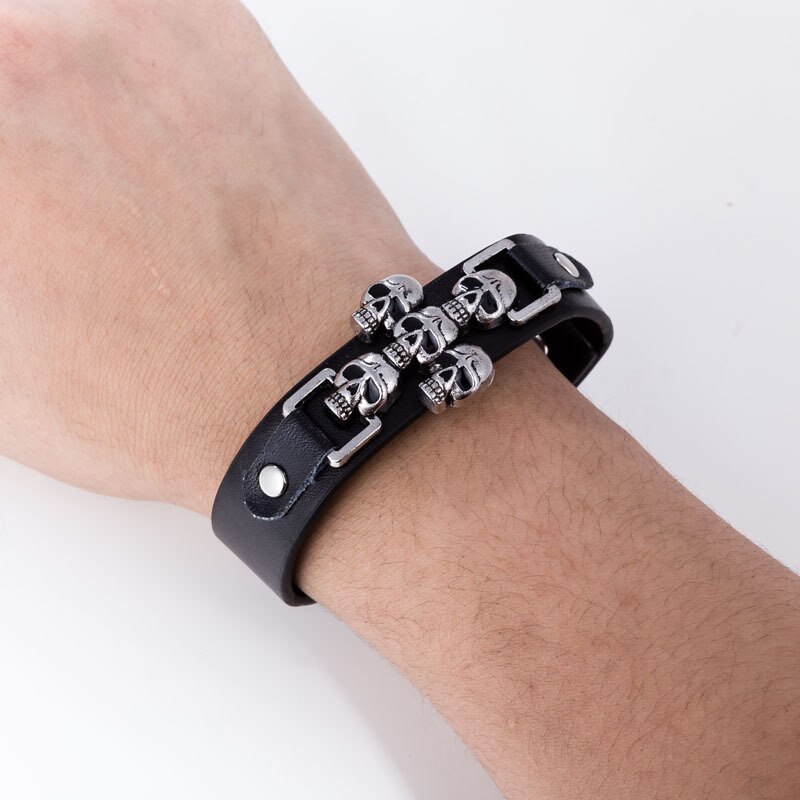 Pulsera con calavera y esqueleto Punk para hombre y mujer, brazalete con hebilla de cinturón de cuero, estilo gótico, Rock