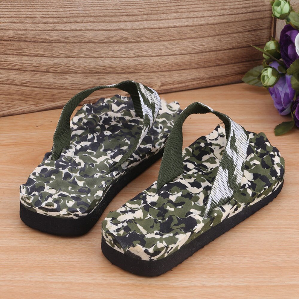 Nouveauté hommes pantoufles Camouflage tongs chaussures sandales pantoufle intérieur et extérieur zapatos de hombre